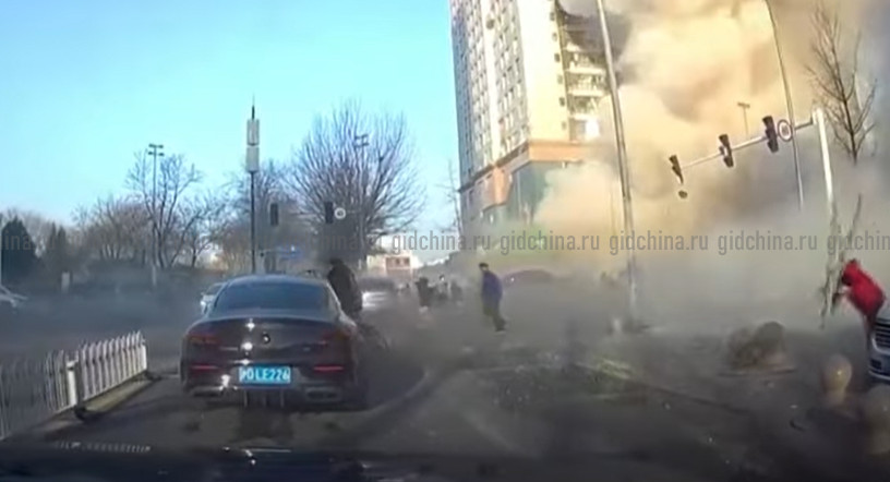 Мощный взрыв в ресторане в китайском городе Санье