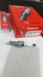 Свеча зажигания 12290-R48-H01