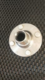 Ступица колеса переднего Toyota 43502-12140 (4.12) Toyota 43502-12140