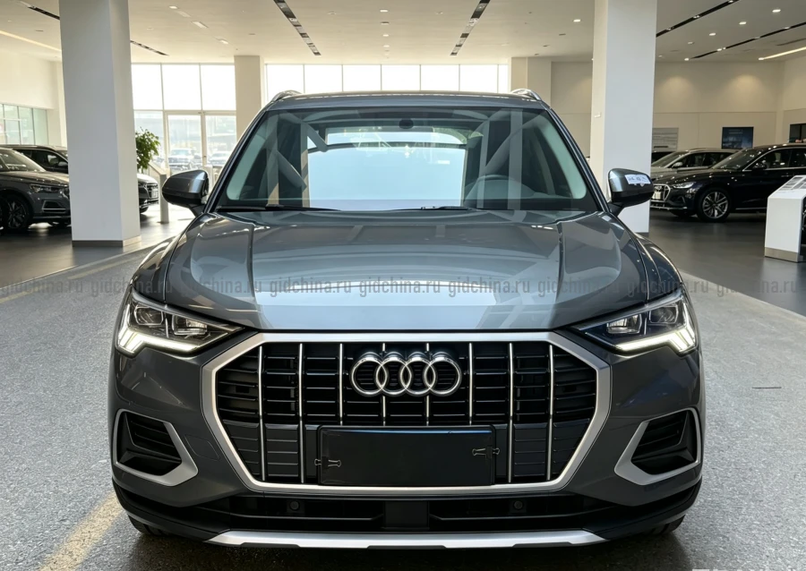 AUDI Q3 2022 35TFSI 7017